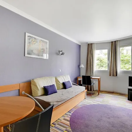 Guestready - Moderne Paris La Defense Avec Ac Appartement Courbevoie