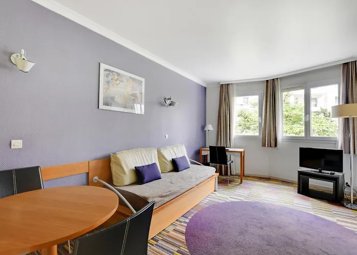 Guestready - Moderne Paris La Defense Avec Ac Appartement Courbevoie